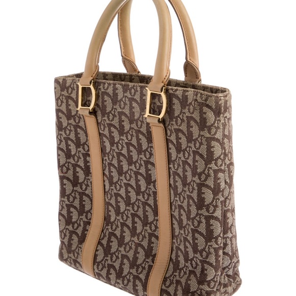 Christian Dior Saddle cloth handbag Dior in Beige and Brown Cloth Sz Sma… - Picture 2 of 12